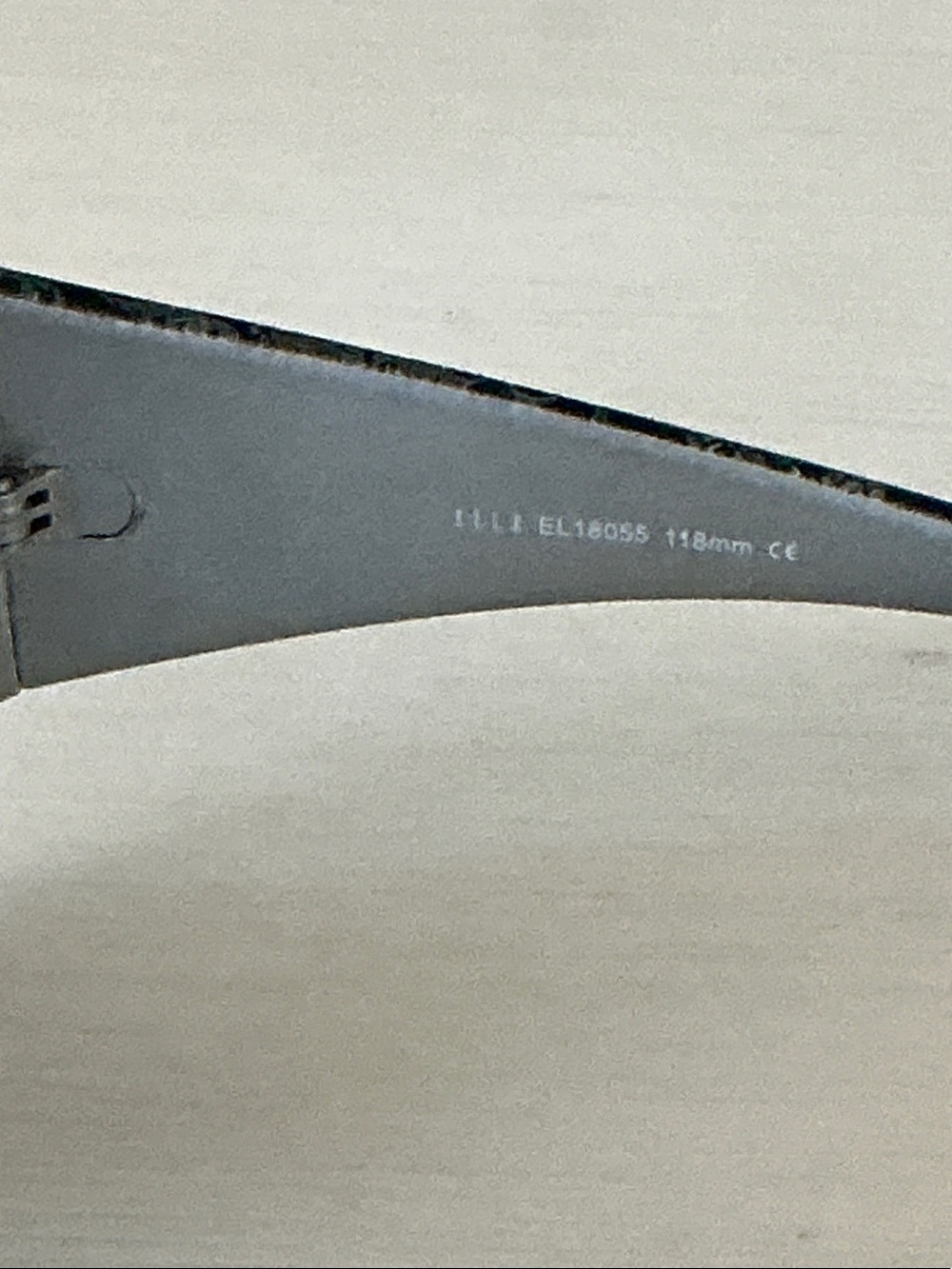 Elle Black & Gray Oversized Women's Sunglasses - Picture 8 of 11